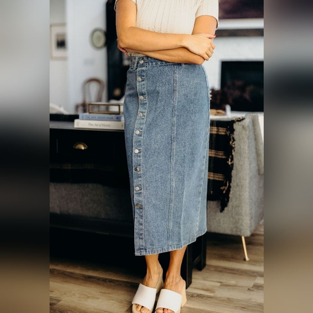 Denim Maxi Skirt Offset Buttons Medium Wash Casual Modest Clean Girl Country M